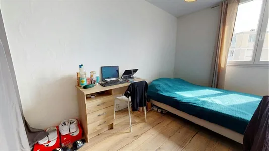 Rooms in Lyon - photo 2