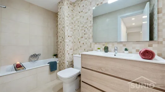 Rooms in Reus - photo 10