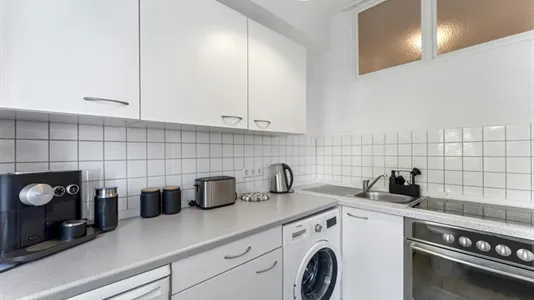 Apartments in Berlin Charlottenburg-Wilmersdorf - photo 8