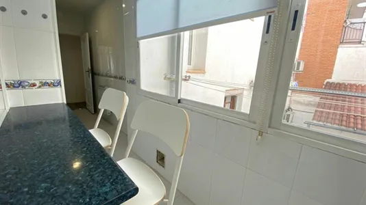 Rooms in Adaro - photo 10