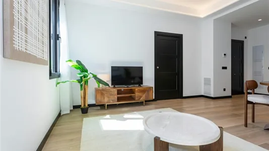 Apartments in Barcelona Eixample - photo 5