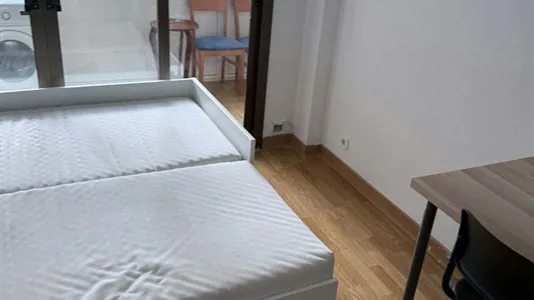 Rooms in Barcelona Sant Martí - photo 2