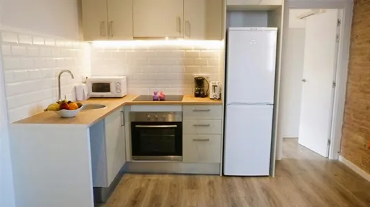 Apartments in Barcelona Eixample - photo 7