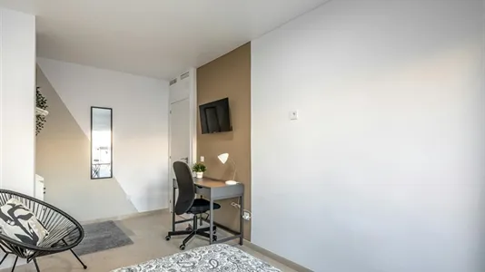Rooms in Valencia L'Eixample - photo 4