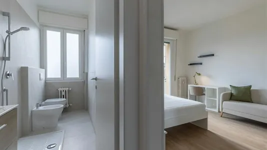 Rooms in Florence - photo 5