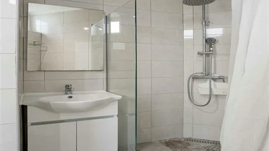 Rooms in Location is not specified - photo 10