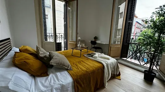 Rooms in Madrid Retiro - photo 8
