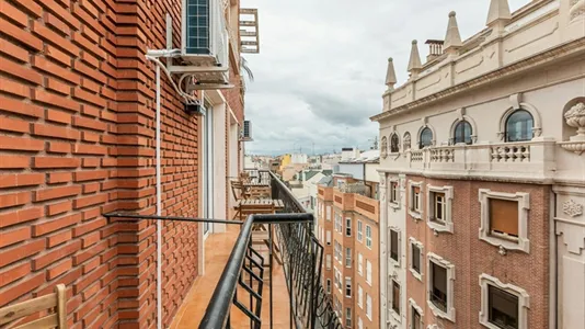 Rooms in Valencia L'Eixample - photo 10