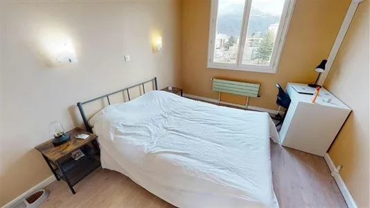 Rooms in Grenoble - photo 4