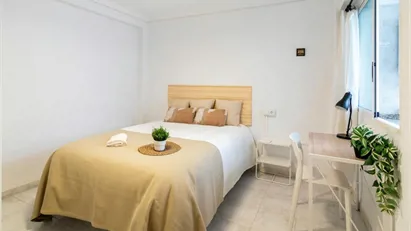 Room for rent in el Camí de Vera, Comunidad Valenciana