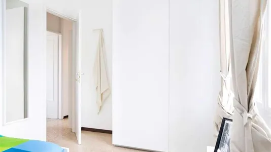 Rooms in Milano Zona 8 - Fiera, Gallaratese, Quarto Oggiaro - photo 5