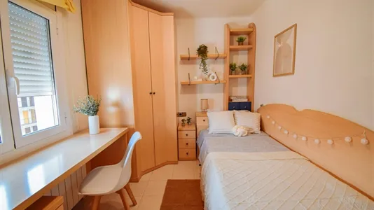 Rooms in Lleida - photo 6