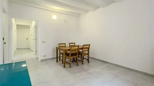 Rooms in Barcelona Ciutat Vella - photo 6
