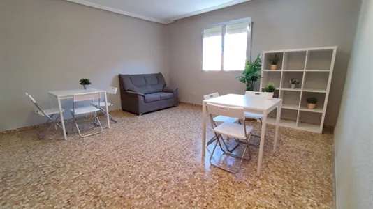 Rooms in Las Barranquillas - photo 7