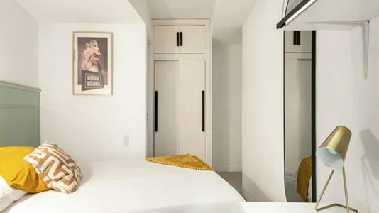 Rooms in Madrid Centro - photo 4
