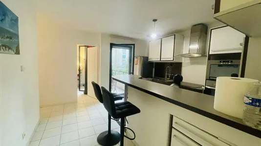 Apartments in Saint-Denis - photo 2