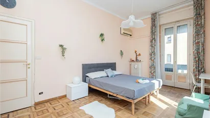 Room for rent in Milano Zona 2 - Stazione Centrale, Gorla, Turro, Greco, Crescenzago, Milan
