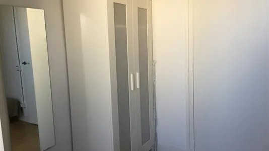 Rooms in Barcelona Eixample - photo 8