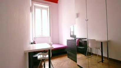 Room for rent in Milano Zona 1 - Centro storico, Milan