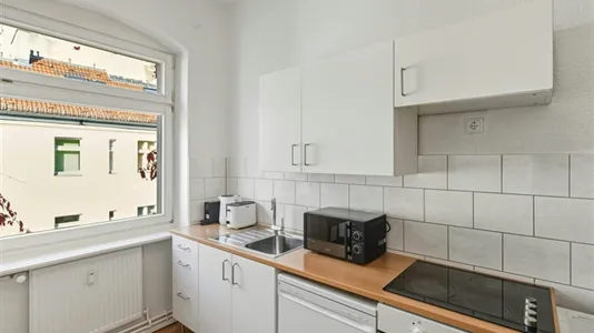 Apartments in Berlin Charlottenburg-Wilmersdorf - photo 2