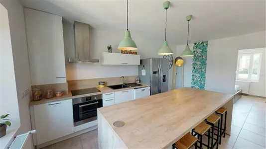 Rooms in Lyon - photo 10