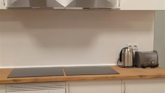 Rooms in Madrid Centro - photo 5