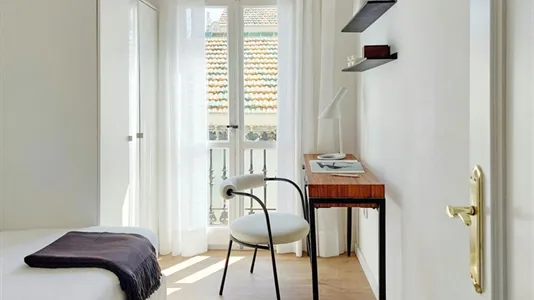 Apartments in Barcelona Eixample - photo 7