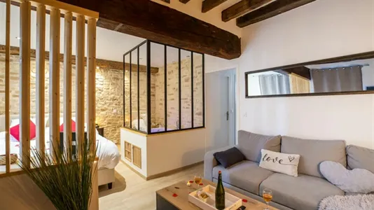 Apartments in Chartres - photo 5