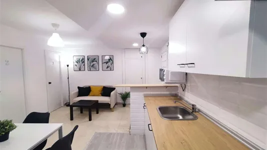 Rooms in Granada - photo 8