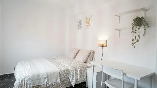 Rooms in Tavernes Blanques - photo 3