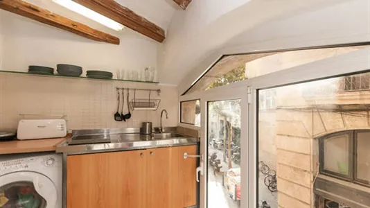 Apartments in Barcelona Ciutat Vella - photo 9