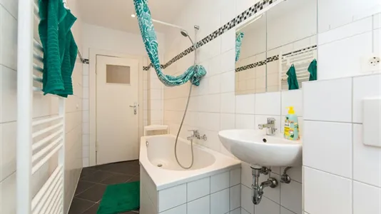 Rooms in Berlin Friedrichshain-Kreuzberg - photo 8