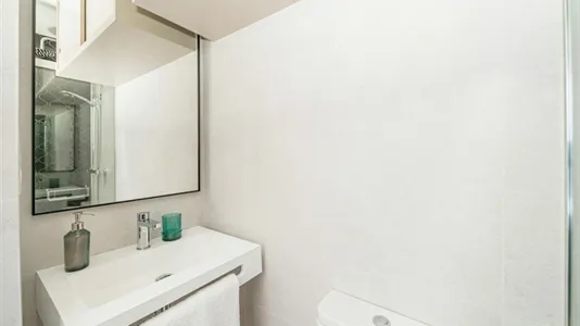 Rooms in Málaga - photo 7