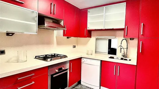 Rooms in Barcelona Sant Martí - photo 9