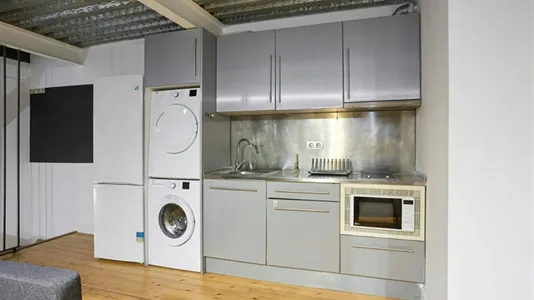 Apartments in Barcelona Ciutat Vella - photo 6