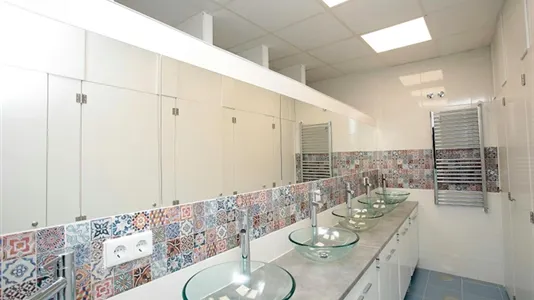 Rooms in Madrid Centro - photo 5