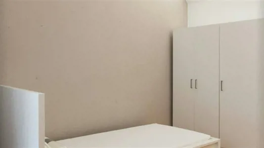 Rooms in Berlin Charlottenburg-Wilmersdorf - photo 2