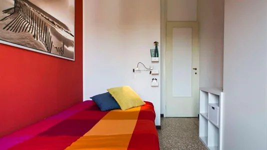 Rooms in Milano Zona 8 - Fiera, Gallaratese, Quarto Oggiaro - photo 1
