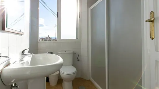 Rooms in Granada - photo 6