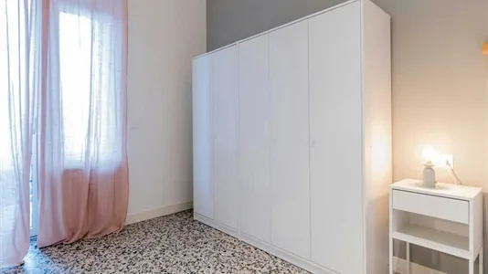 Rooms in Turin - photo 2