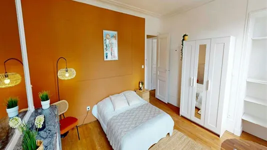 Rooms in Paris 10ème arrondissement - photo 7