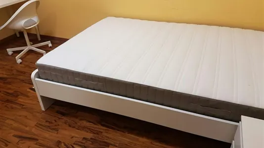 Rooms in Roma Municipio I – Centro Storico - photo 3