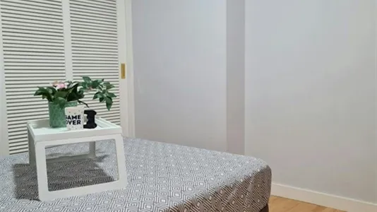 Rooms in Valencia Ciutat Vella - photo 10