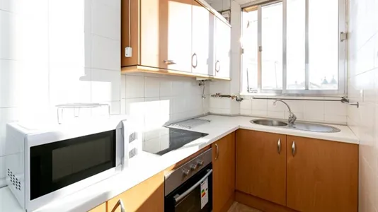 Rooms in Granada - photo 9