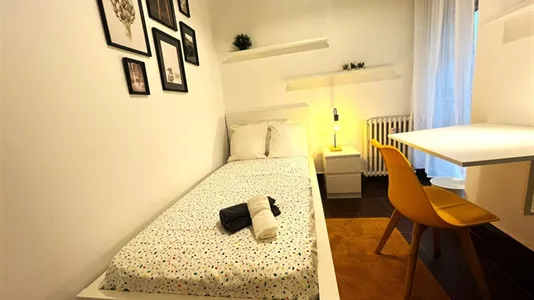 Rooms in Bilbao - photo 10