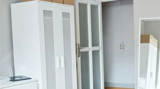 Rooms in Valencia Extramurs - photo 3