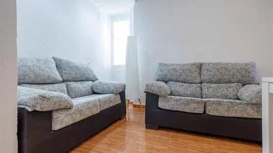 Rooms in el Camí de Vera - photo 5