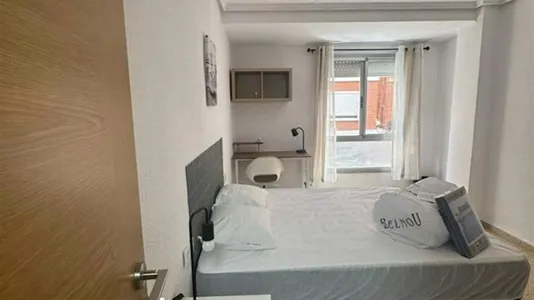 Rooms in Mislata - photo 2