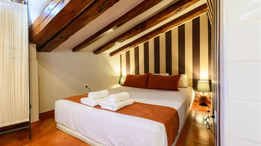 Apartments in Madrid Centro - photo 3