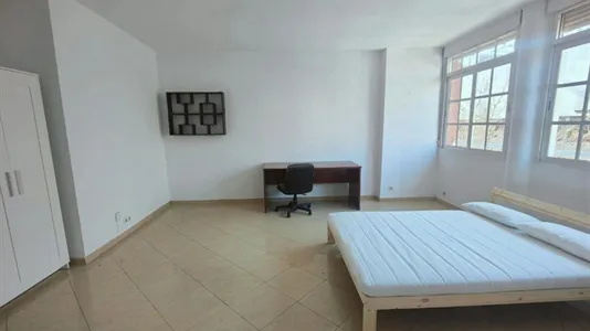 Rooms in Los Bermejales - photo 7